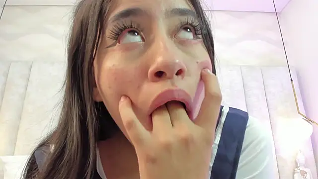 im giselle  online show from 03/17/25, 07:46