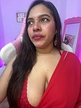 krishaa  online show from 04/11/26, 04:33