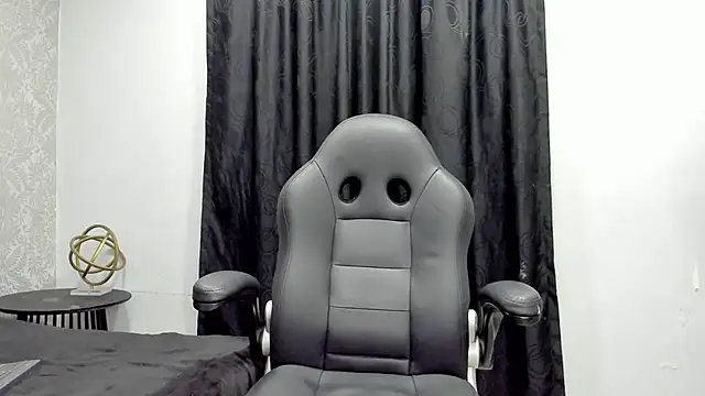 andrew rose  online show from 12/31/24, 05:40