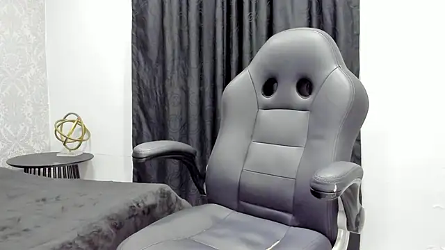 andrew rose  online show from 01/07/25, 05:31