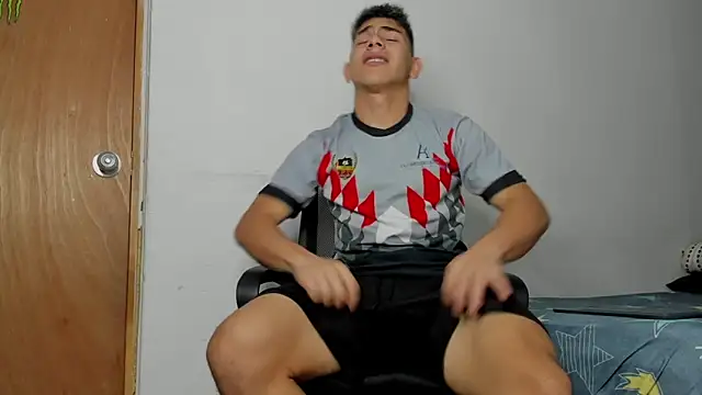 andrew rose  online show from 02/26/26, 04:17