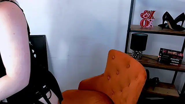 AlissaLips online show from 04/16/26, 08:42