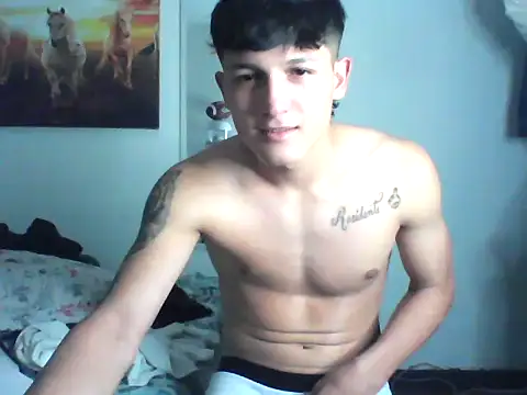 Snapshot of Pharaon_71 chatting on 02/18/25, 01:10 Pharaon 71 online show from 02/18/25, 01:10