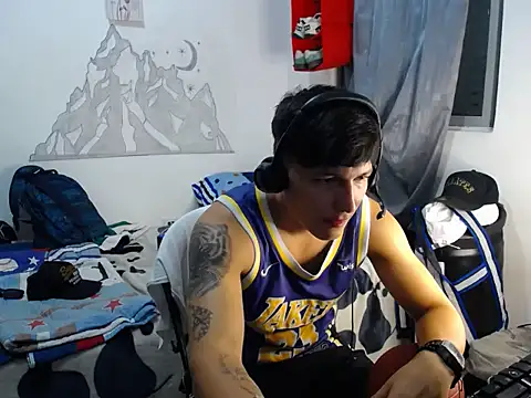 Snapshot of Pharaon_71 chatting on 02/12/26, 01:33 Pharaon 71 online show from 02/12/26, 01:33