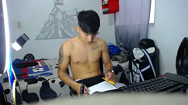 Snapshot of Pharaon_71 chatting on 02/12/26, 05:19 Pharaon 71 online show from 02/12/26, 05:19