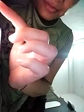 Snapshot of _sonal_sharma chatting on 09/24/25, 07:06 sonal sharma online show from 09/24/25, 07:06