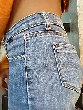 Snapshot of Sarita_7 chatting on 01/27/25, 04:09 Sarita 7 online show from 01/27/25, 04:09