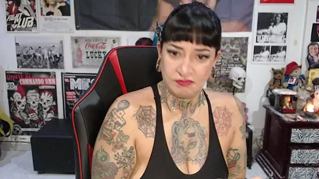 Rollyderolandia666 online show from 11/06/25, 10:32