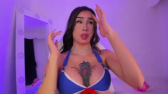 JulietaBomGV online show from 02/14/25, 08:21