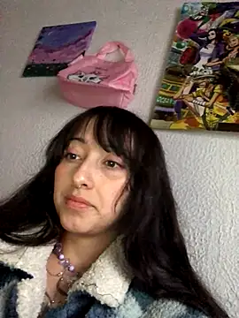 Snapshot of v1cky_ chatting on 09/30/25, 10:15 v1cky online show from 09/30/25, 10:15