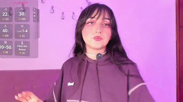 Snapshot of v1cky_ chatting on 11/30/25, 01:09 v1cky online show from 11/30/25, 01:09