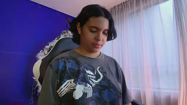 Emmapark  online show from 02/22/26, 06:28