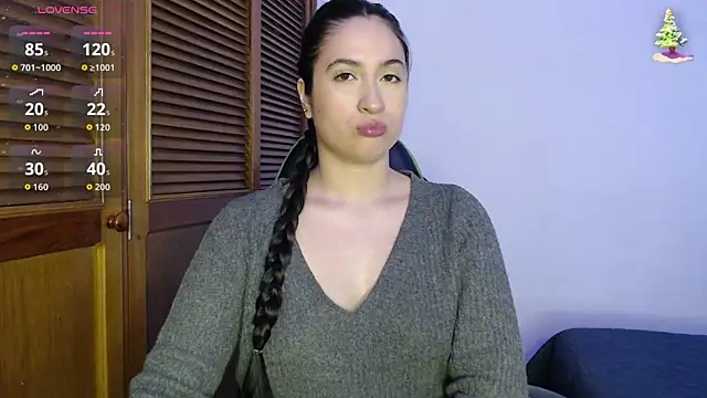 sofiaduque 26 online show from 11/17/25, 08:36