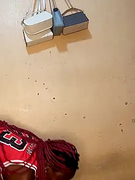 Snapshot of Swit_virgin22 chatting on 11/04/25, 04:22 Swit virgin22 online show from 11/04/25, 04:22