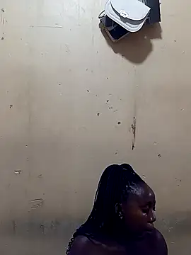 Snapshot of Swit_virgin22 chatting on 11/25/25, 01:55 Swit virgin22 online show from 11/25/25, 01:55