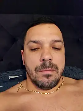 Snapshot of Mitzatb4u chatting on 04/07/26, 01:00 Mitzatb4u online show from 04/07/26, 01:00