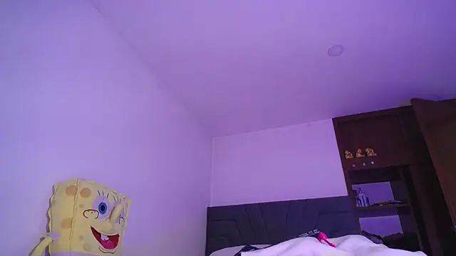 Snapshot of Yinn_Silver chatting on 01/25/25, 12:59 Yinn Silver online show from 01/25/25, 12:59