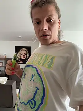 Georgiafox online show from 10/16/25, 01:12