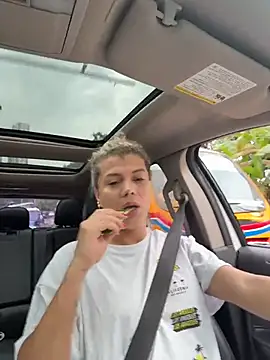 Georgiafox online show from 10/19/25, 01:45