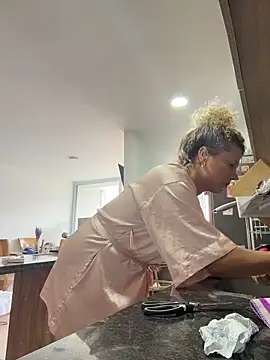 Georgiafox online show from 10/26/25, 03:51