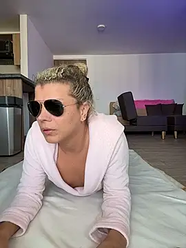 Georgiafox online show from 12/21/25, 07:10