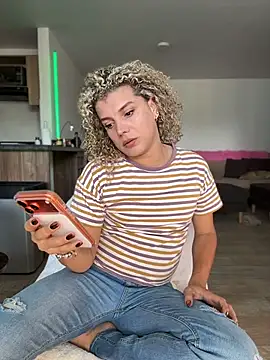 Georgiafox online show from 04/17/26, 06:11