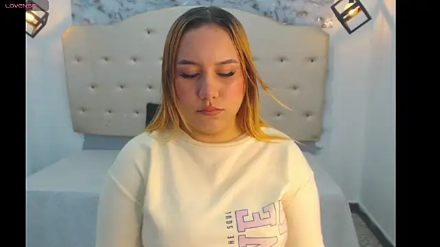 Kathiasaints online show from 04/22/26, 07:37