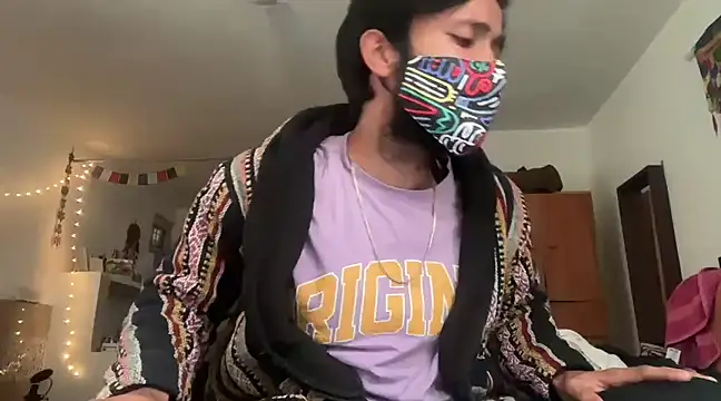 Snapshot of ricky_art chatting on 12/18/24, 09:04 ricky art online show from 12/18/24, 09:04