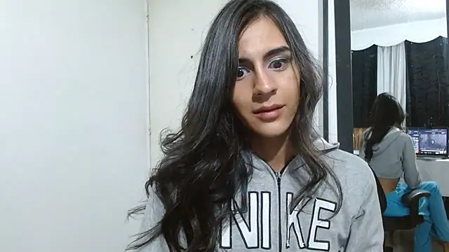 Snapshot of _princess_queen chatting on 02/24/26, 08:01 princess queen online show from 02/24/26, 08:01