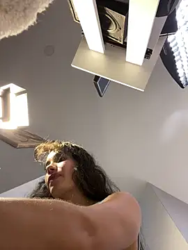 Irish Collins online show from 02/02/26, 06:39