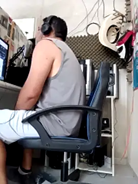 nek36 online show from 04/22/26, 07:37