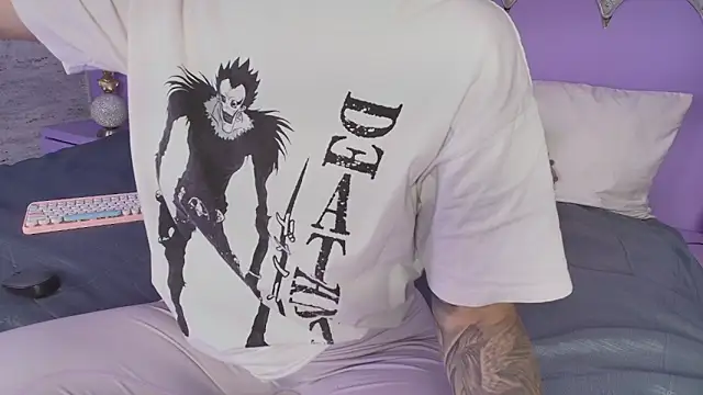 Giaa Ross online show from 04/11/26, 07:40