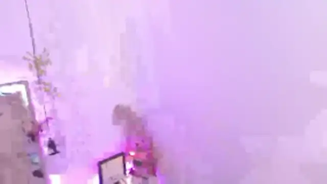 AmeliaMarss online show from 04/24/26, 12:57