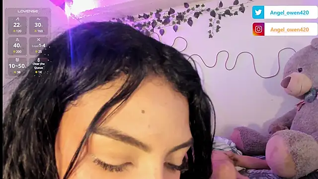 Snapshot of Angel_owen1 chatting on 12/11/24, 05:37 Angel owen1 online show from 12/11/24, 05:37