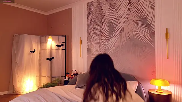 Snapshot of Miley_Smile chatting on 11/01/25, 05:09 Miley Smile online show from 11/01/25, 05:09