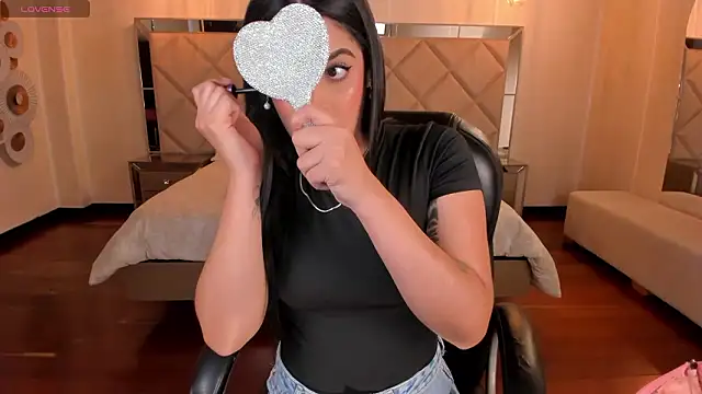 AlyssaDean online show from 02/03/26, 11:37