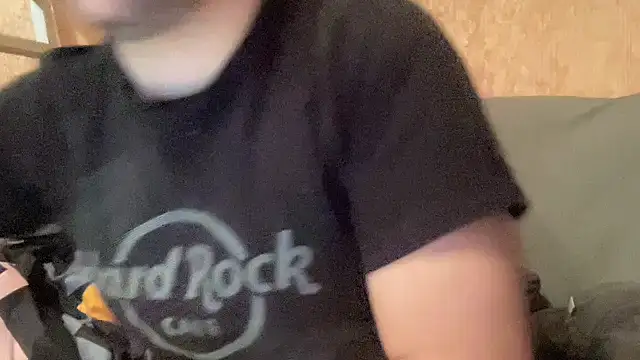 Snapshot of RedDante89 chatting on 03/11/25, 01:37 RedDante89 online show from 03/11/25, 01:37