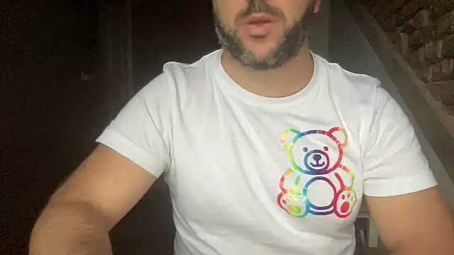 Snapshot of RedDante89 chatting on 11/03/25, 07:09 RedDante89 online show from 11/03/25, 07:09