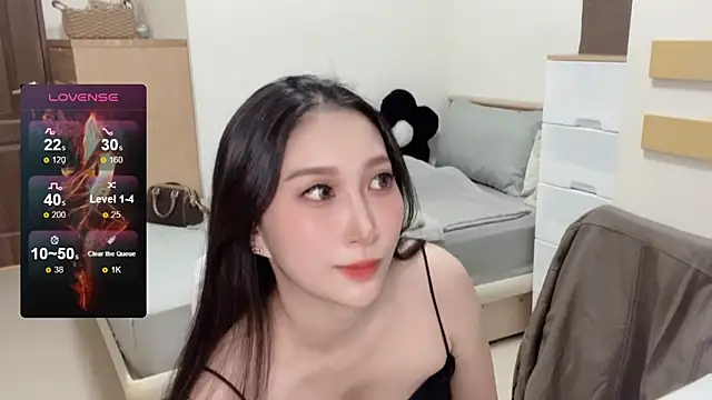 Snapshot of yu5888 chatting on 12/24/24, 12:55 yu5888 online show from 12/24/24, 12:55