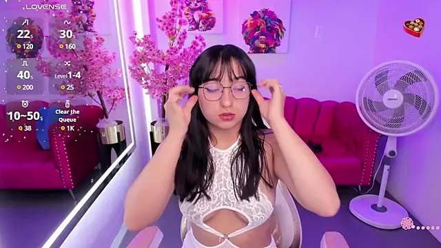 Miss dolly  online show from 02/07/25, 12:39