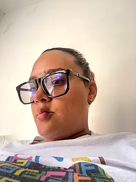 Snapshot of keirabbw chatting on 11/06/25, 04:52 keirabbw online show from 11/06/25, 04:52