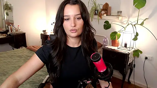 Lenas Room online show from 05/25/26, 05:57