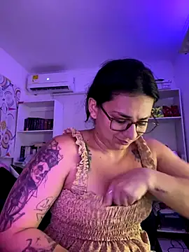 Snapshot of Amarantha_666 chatting on 10/17/25, 11:57 Amarantha 666 online show from 10/17/25, 11:57