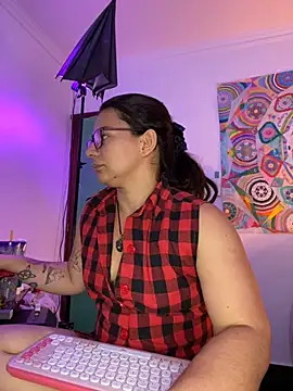 Snapshot of Amarantha_666 chatting on 11/22/25, 08:52 Amarantha 666 online show from 11/22/25, 08:52