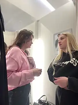 Snapshot of NikaMur chatting on 02/02/25, 05:32 NikaMur online show from 02/02/25, 05:32