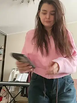 Snapshot of NikaMur chatting on 02/07/25, 03:23 NikaMur online show from 02/07/25, 03:23