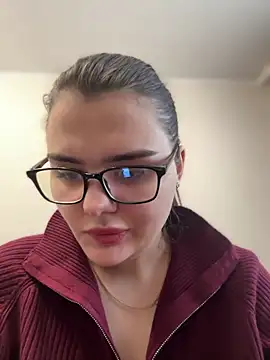 Snapshot of NikaMur chatting on 02/11/25, 03:29 NikaMur online show from 02/11/25, 03:29