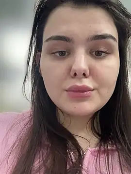 Snapshot of NikaMur chatting on 02/13/25, 01:26 NikaMur online show from 02/13/25, 01:26