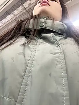 Snapshot of NikaMur chatting on 02/17/25, 03:58 NikaMur online show from 02/17/25, 03:58