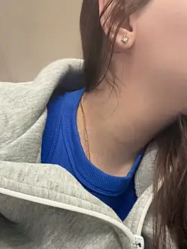 Snapshot of NikaMur chatting on 02/19/25, 07:17 NikaMur online show from 02/19/25, 07:17